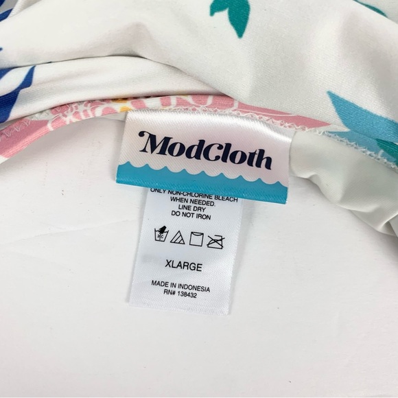 ModCloth Siena Floral One Piece Cutout Swimsuit XL - Picture 8 of 15